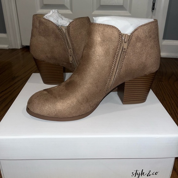 🚨SOLD🚨Style & Co Booties - Picture 1 of 2
